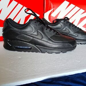 NIKE AIR MAX 90